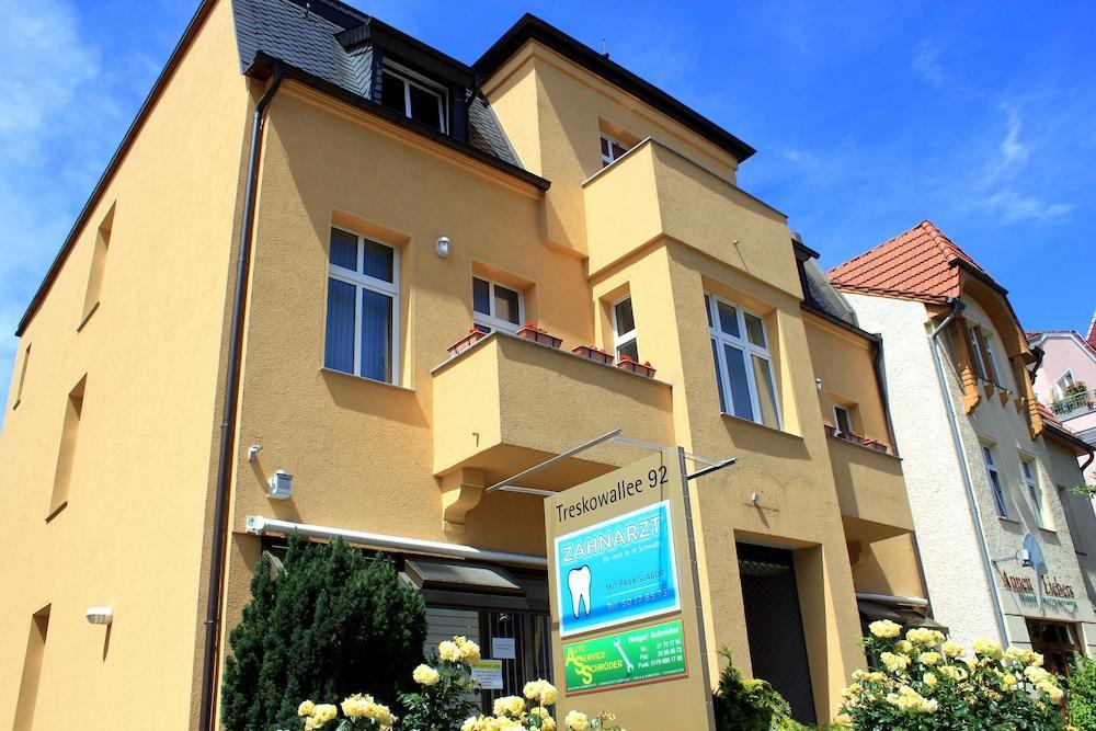 Hotel Botschaft Berlín Exterior foto